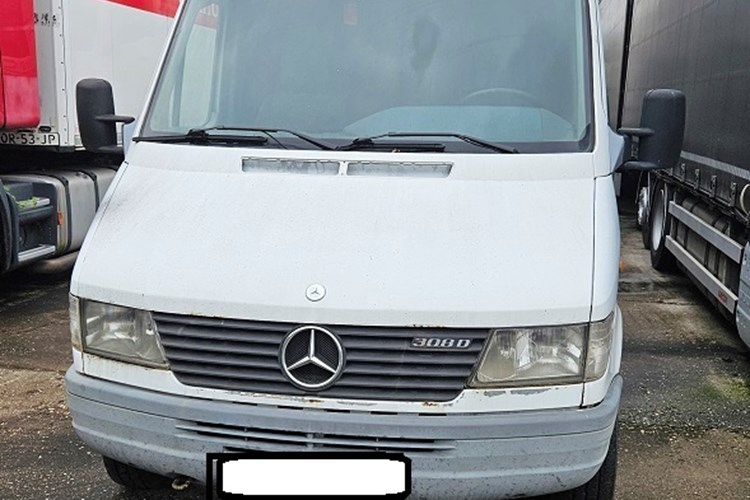 Slika /15410 oglas PCU ZG Mercedes sprinter/1.sprinter.jpg